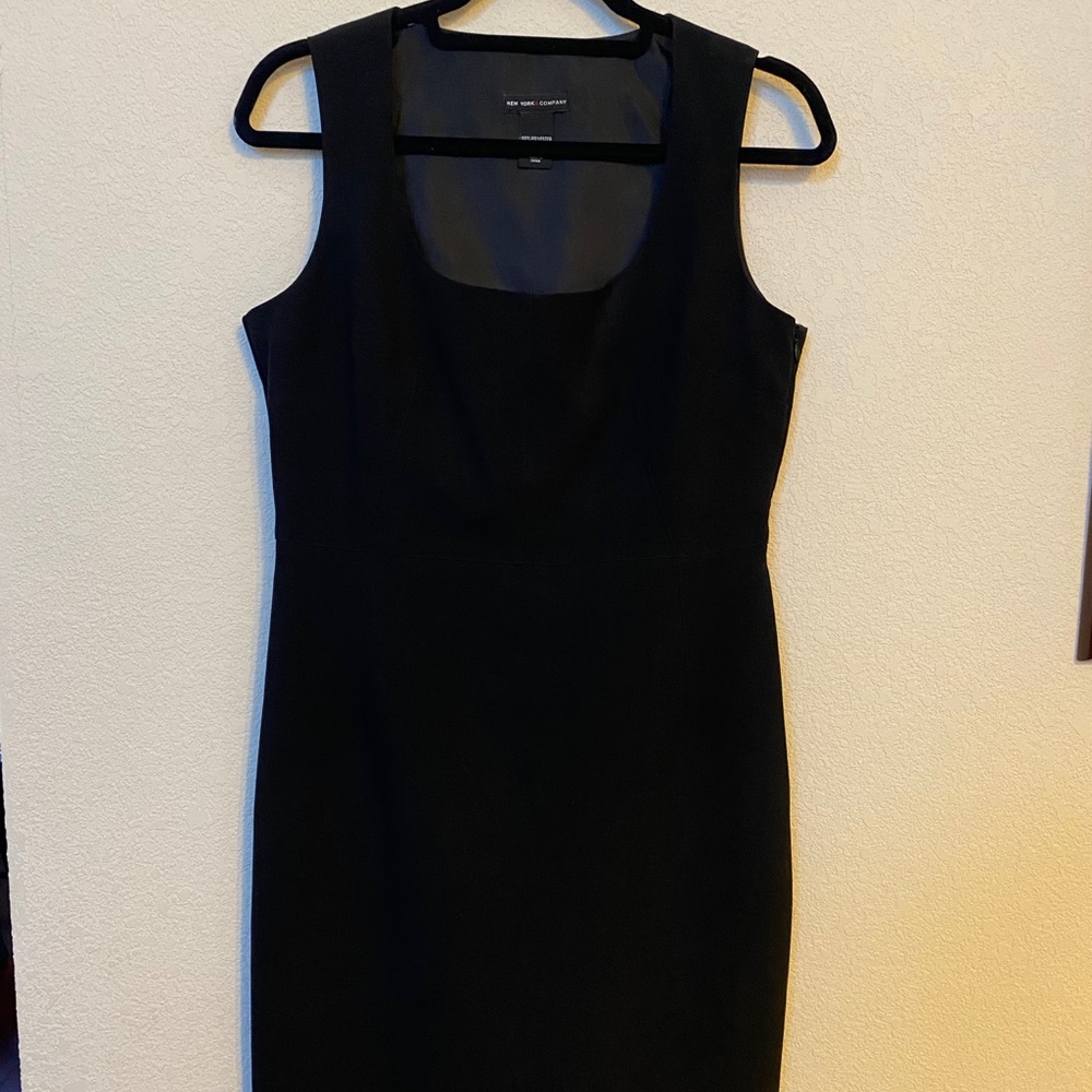 NEW YORK & COMPANY Black dress